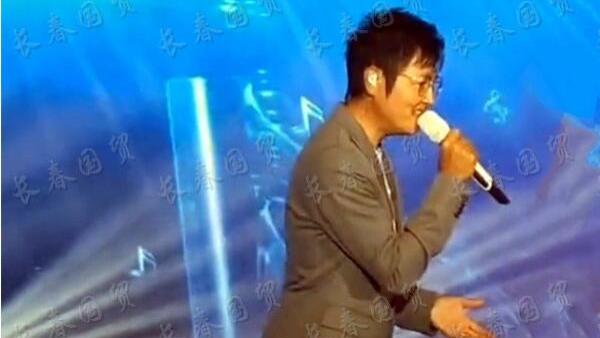 孙楠|孙楠瘦了？无修演出现场照曝光，真实状态与昔日判若两人