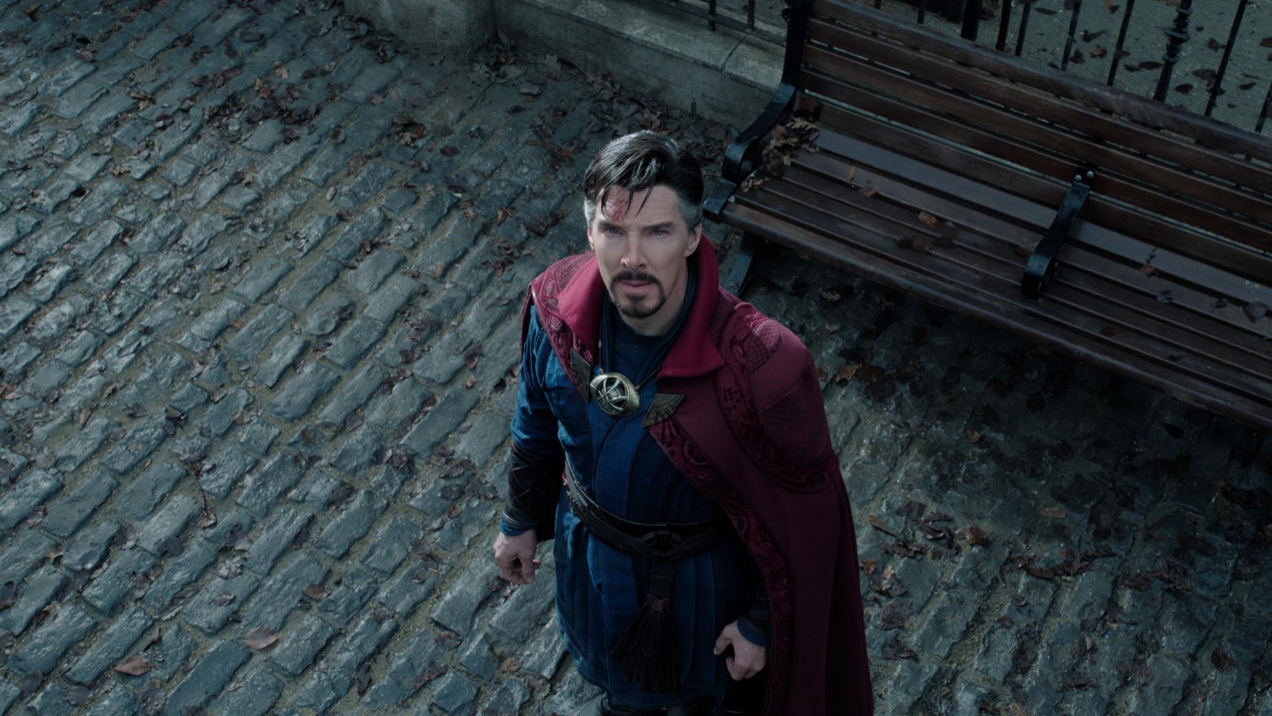 |首日票房破1.8亿，拿下20个市场第一，《奇异博士2》有望冲击年冠