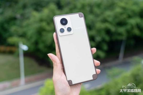 一加科技|偏爱直角边框设计的手机？这里肯定有你的心头好