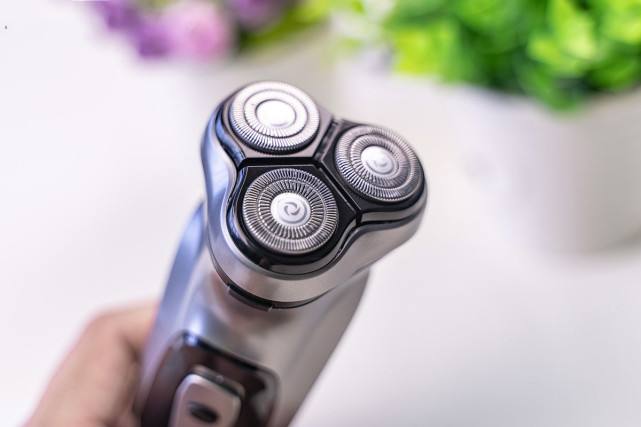 鼠标|罗永浩3分钟卖出5万台,39.9元性价比超高,连飞利浦都自愧不如