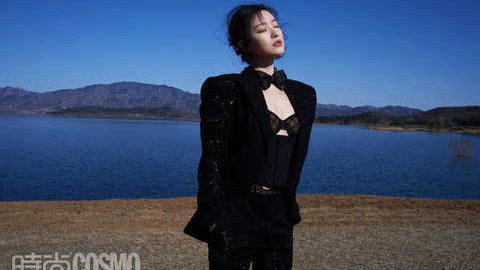 倪妮|倪妮再曝性感大片，蕾丝镂空上衣仅遮住重要部位，网友竟称“不OK”？