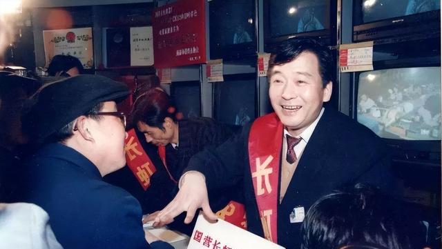 vivo|曾經“彩電大王”回歸？曾靠賣樓自保，現在打破壟斷成第一？