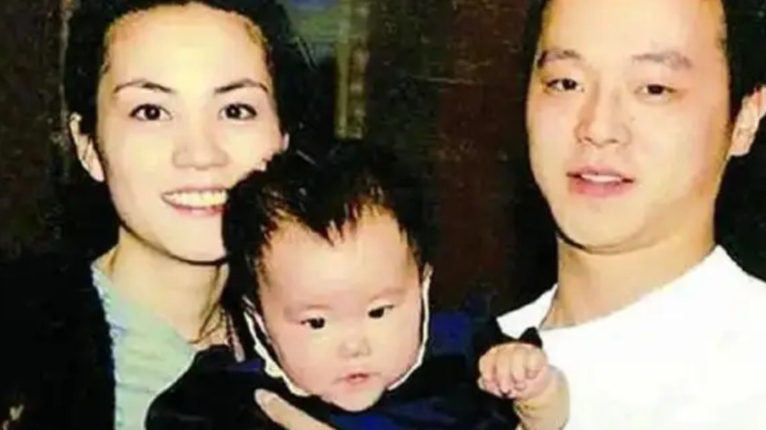 李嫣|李亚鹏二胎得女，李嫣三个姐妹有三个妈，最终苦的是孩子