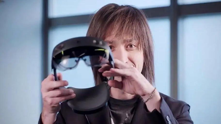 数字化转型|办公室看“VR小电影”，还直播给女性员工，微软高管辞职