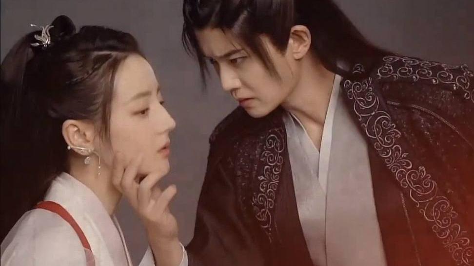 与君初相识|与君初相识：禁忌虐恋+替身文学！但仍输给BE美学天花板的仙剑？