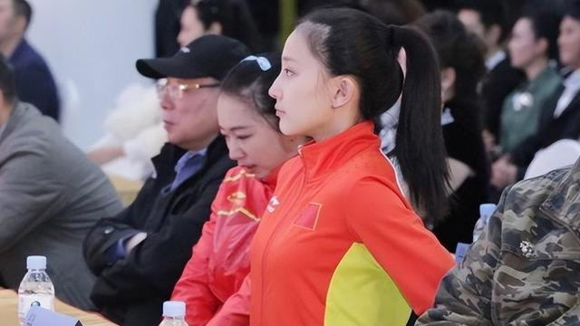 孙杨|孙杨恋情再添实锤！携手体操女神亮相商场，曾因一张照片爆红