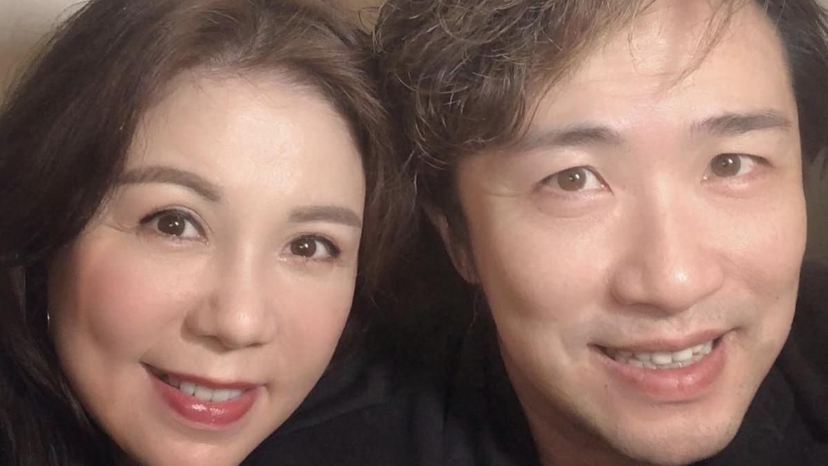 贾静雯|张崇德重提长子夭折难掩伤感，曾每日哭崩，与刘美娟追责九年获胜