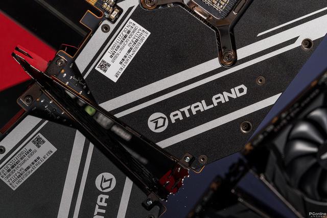 百度|A卡新“甜品”出炉,迪兰RX 6650 XT显卡图赏