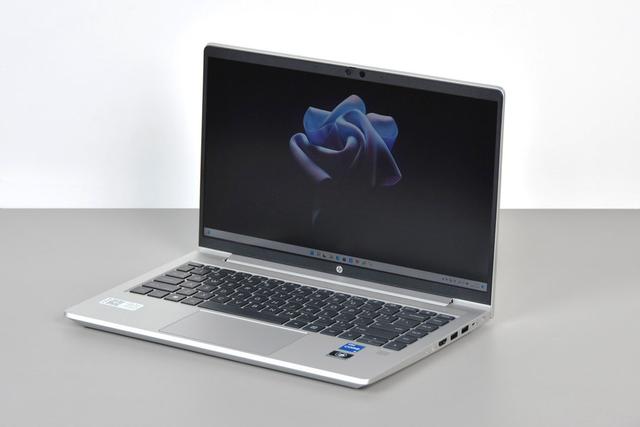 |i5-1240P对决R7 5825U，5千元内轻薄本12代酷睿异构强芯更卓越