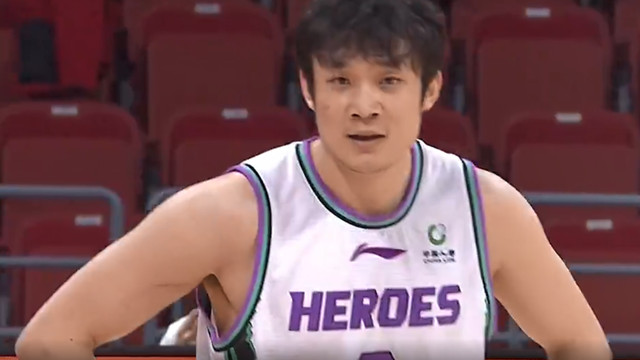 焦海龙|破案了，丁彦雨航为何会怒骂队友？一攻一防，焦海龙被骂不冤
