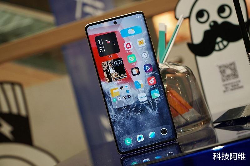 小米科技|小米12S Pro迎来强劲对手，12GB+512GB，三天后开卖或将供不应求