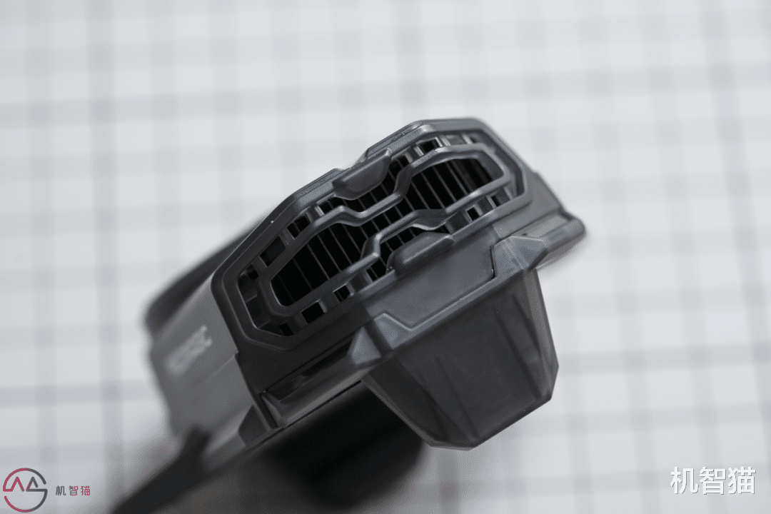 一加科技|从13.9到299元有什么区别?主流手机散热背夹