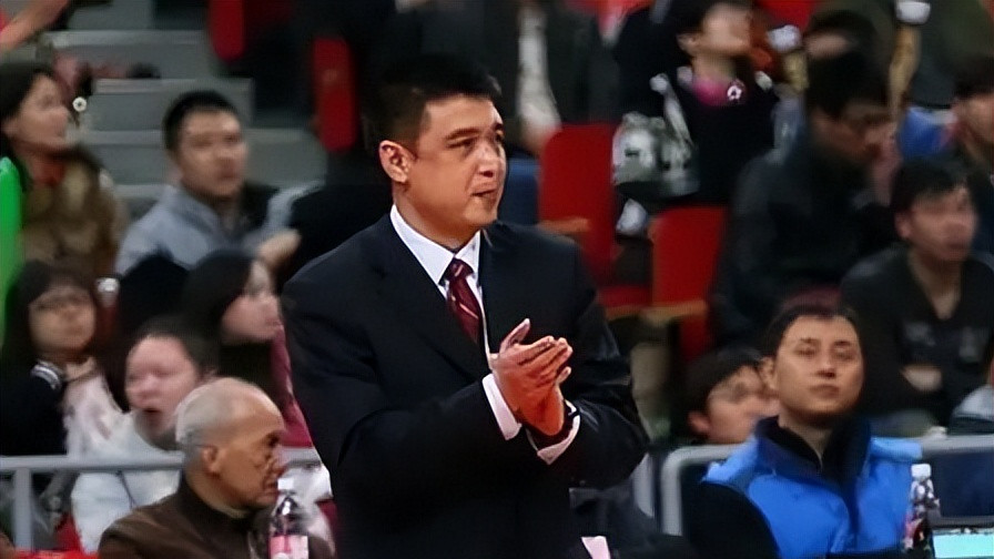 教练|暴露不堪！CBA三冠王说大话+吃老本，中国男篮助理教练也带不动