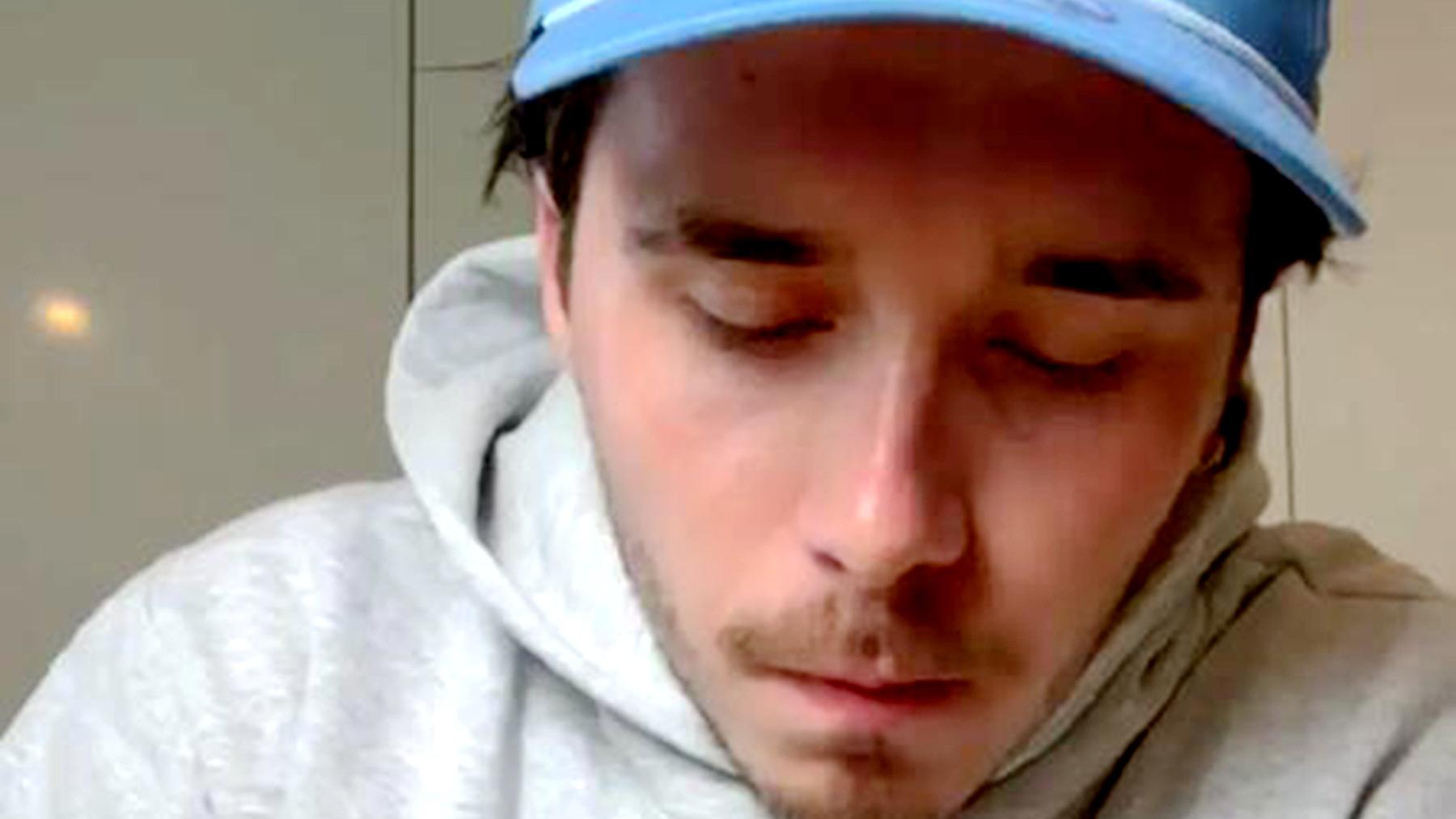 布鲁克林|布鲁克林大秀厨艺，用筷子独自享用美食，网友：看到指甲真不敢吃