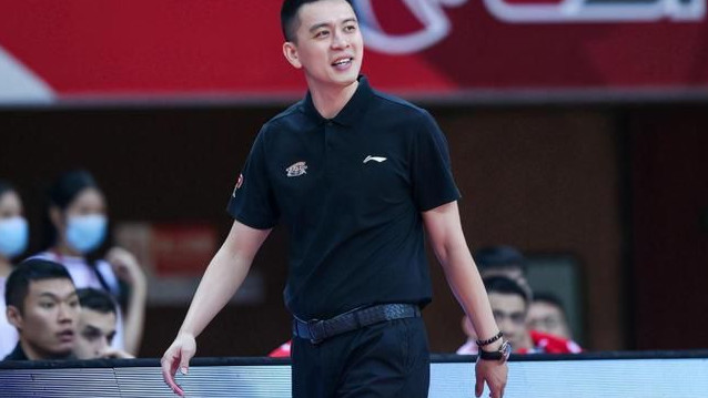 辽宁男篮|辽宁男篮铁心拿下周琦！手中筹码充满诚意，3大将打包惹争议