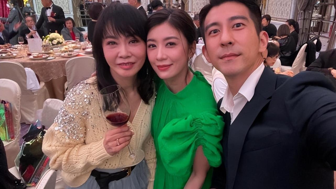 柴智屏|见家长！林瑞阳长子携二婚女友参加婚礼，紧搂准岳母柴智屏不避嫌