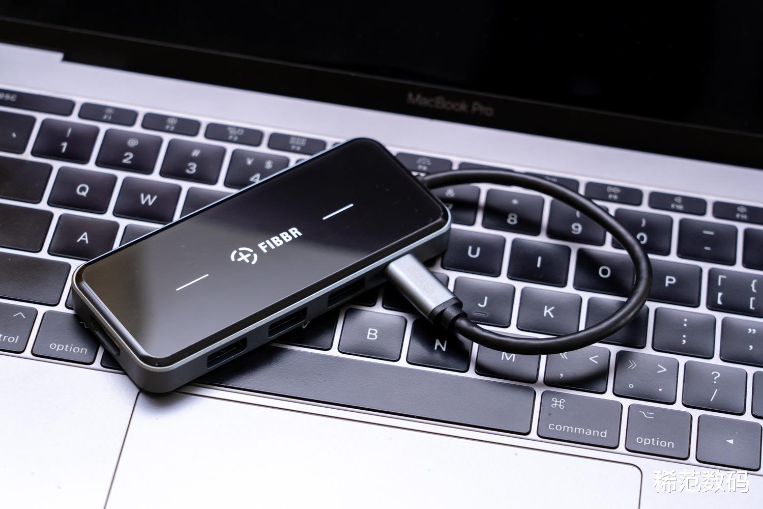 type-c|菲伯尔Type-C拓展坞评测：性能很定发热好，超薄笔记本必备好工具