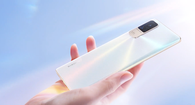 nas|霸榜女性手机榜单?轻薄能打拍照强!小米civi 1S值不值得买?