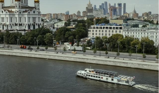 操作系统|俄罗斯传来新消息,无法更新微软系统,国产操作系统崛起的机会?