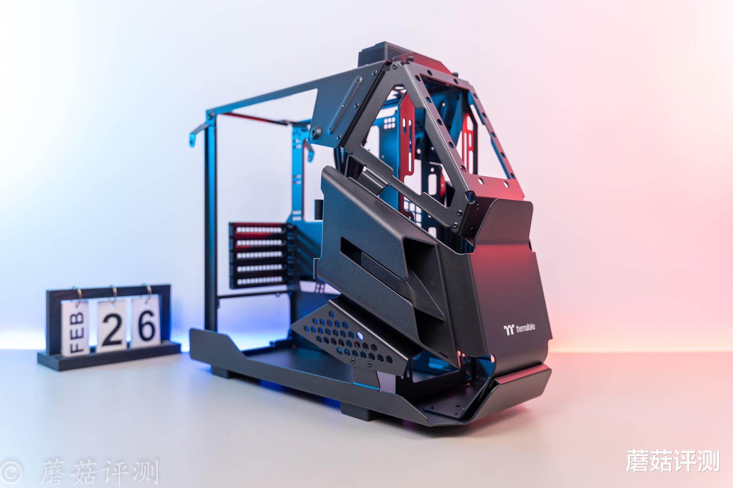 机箱|造型酷炫，吃鸡能跑300帧、主流游戏配置主机如何搭建？