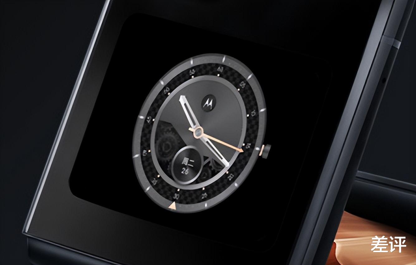 摩托罗拉|只要5999元的moto刀锋折叠屏，竟然背刺了所有折叠屏手机？