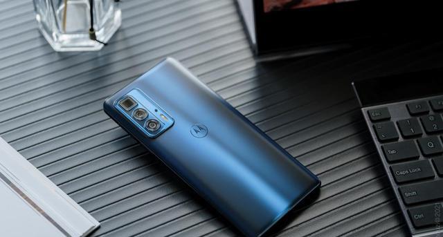 摩托罗拉|摩托罗拉edgeS30Pro带来16G+512G版本，一样两千档售价，真卷啊