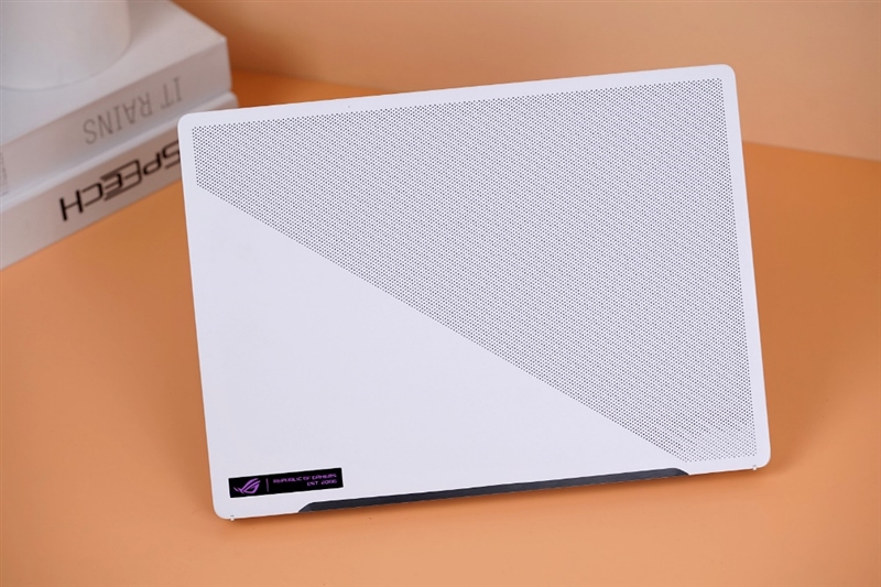 iPhone|锐龙6000笔记本评测!独显碾压RTX3060、集显掀翻MX450