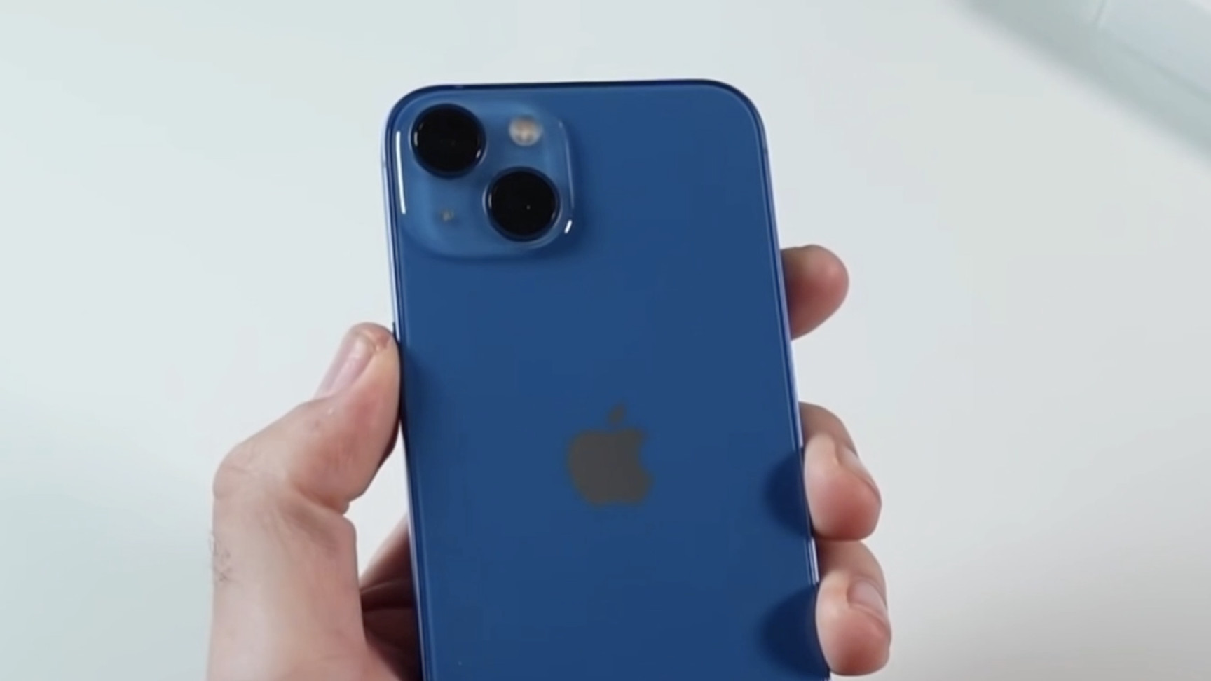 iphone13|iPhone13价格重回新低，七夕降价千元，果粉又可以冲了！