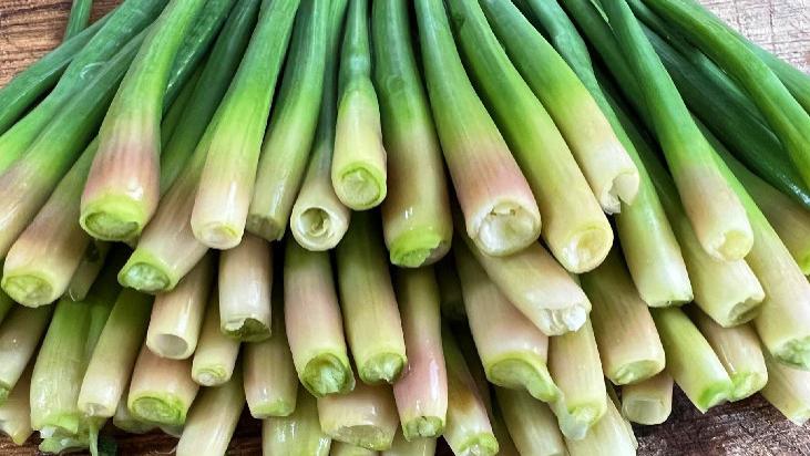 饺子|很多人只吃根茎，其实“头”才是宝贝，如今正当季，不懂吃可惜了