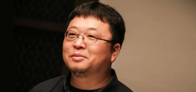 苹果|罗永浩“开喷”苹果：一下子抄袭四五个，不思进取还有点放飞自我