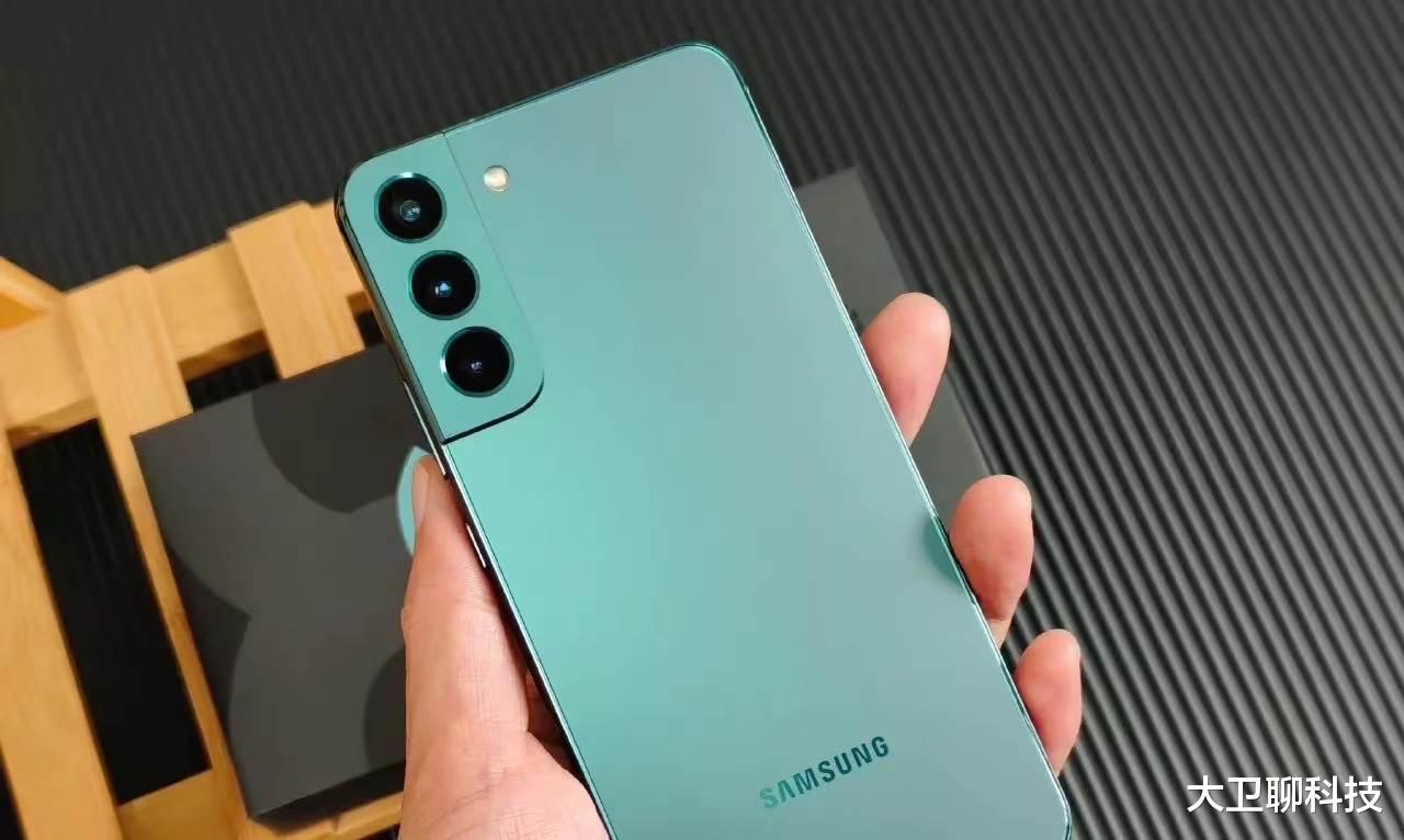 iPhone|买手机不要太小气,618可闭眼入的3款手机,几乎零差评