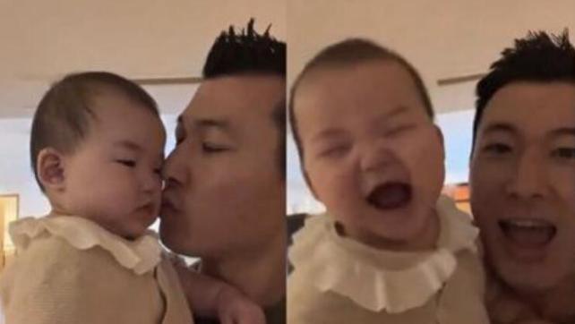 朱珠|朱珠老公亲吻女儿，王珠宝高兴得手舞足蹈，客厅鞋子堆一地显凌乱