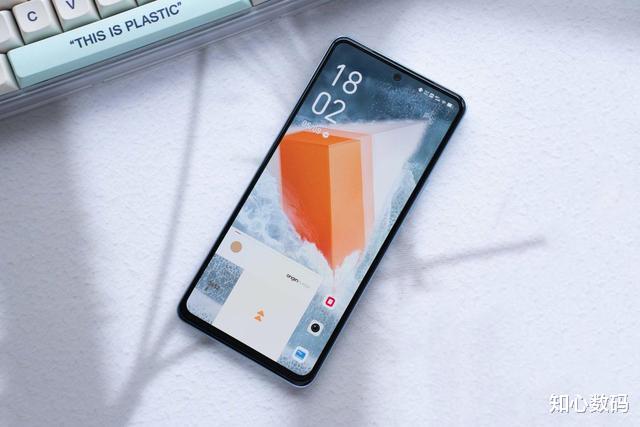 摩托罗拉|2022年618有什么中端手机推荐？这几款性价比高，闭着眼买就行