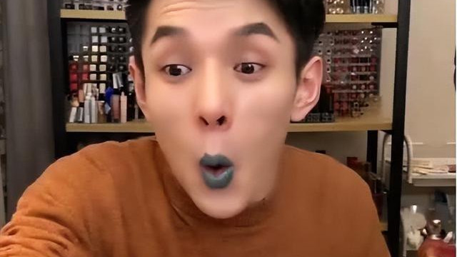 长三角 李佳琦是打工还是自己是老板？
