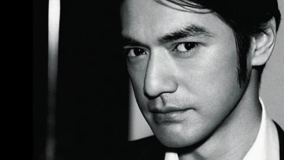 明星|割了双眼皮就判若两人，这6位明星动脸太成功了！！！