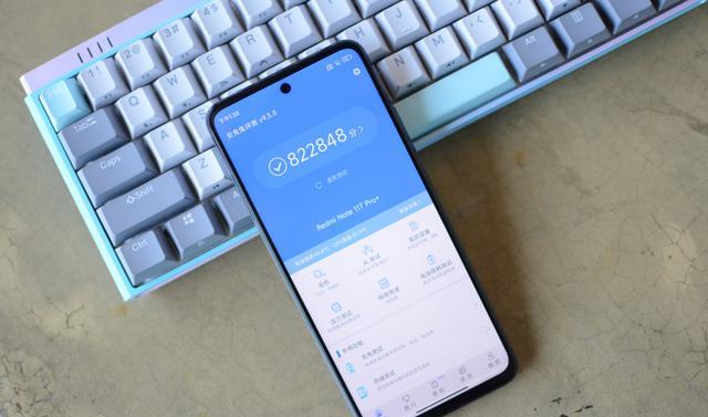 红米Note|国产手机诞生“新爆款”，仅一个小时卖出27万台，起售价1699元