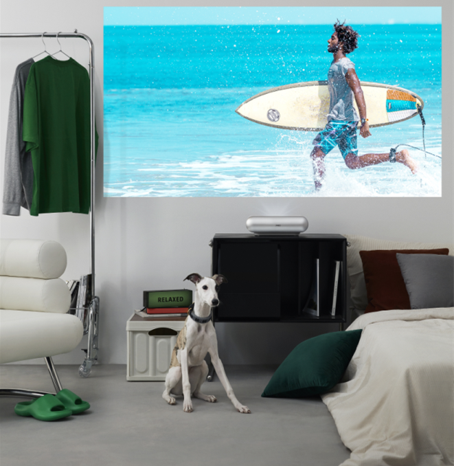 |小家也能变大影院,坚果O1S超短焦投影让观影更自在