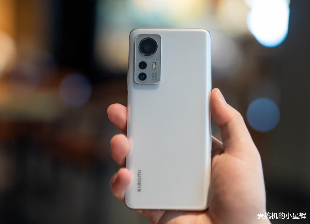 评测|买小米12S还是华为P50?各有啥优缺点,对比4点就懂了!