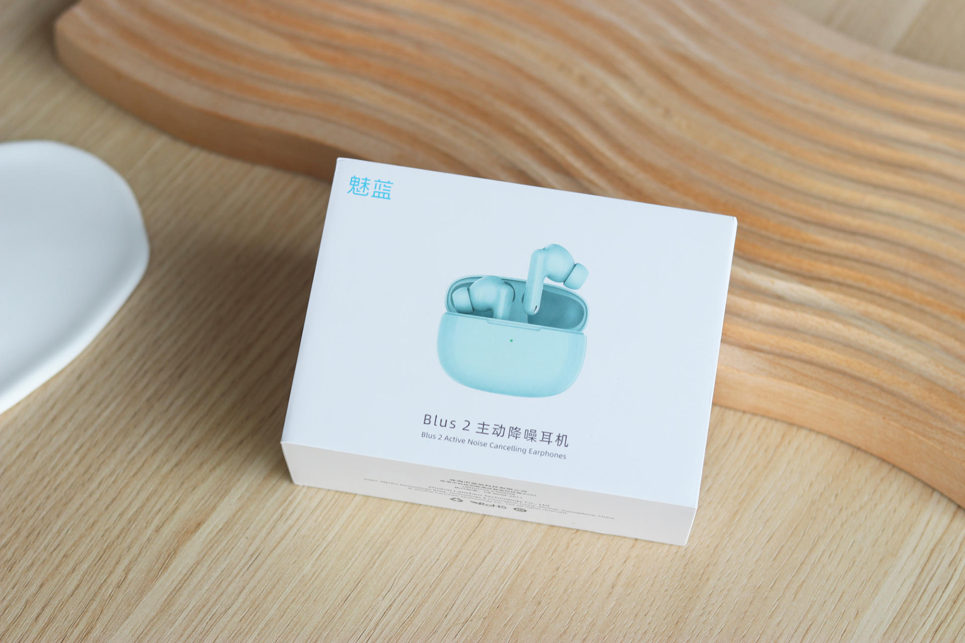 魅族毕竟是老牌声学厂商了，魅蓝