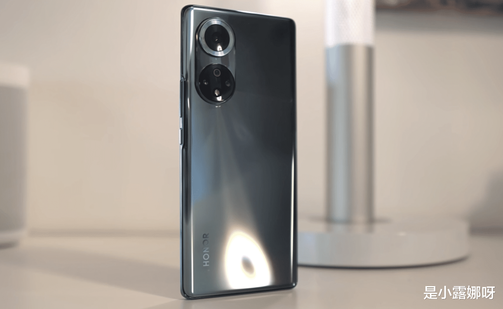 荣耀|一季度中国手机畅销榜:苹果、小米各占3名,第二名意外!