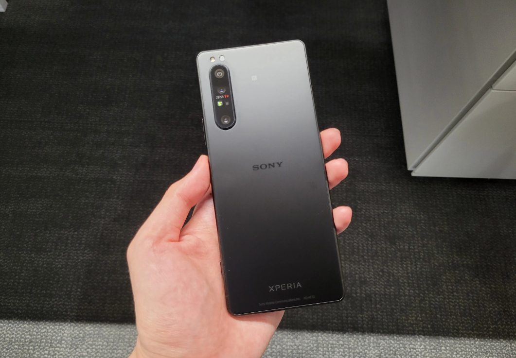 索尼Xperia|顶配直降3000元,IP68防水+4K屏幕,索尼微单手机发力了