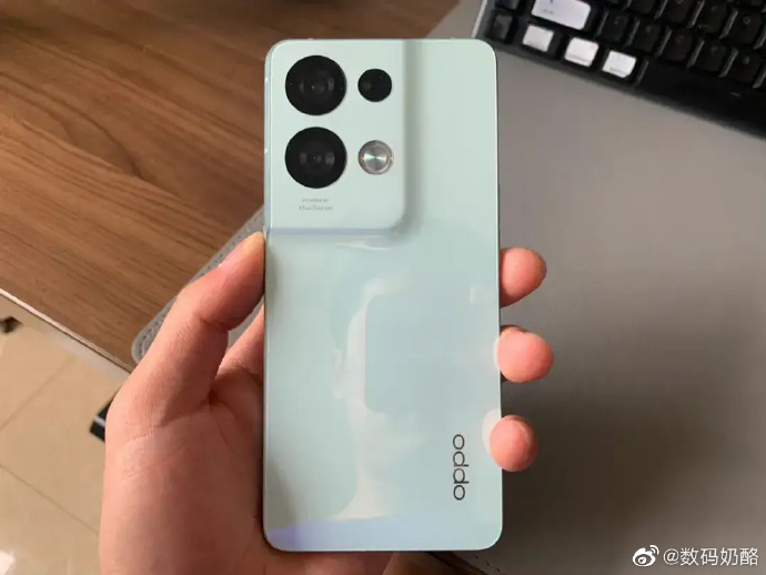 高通|苹果的刘海屏大家看习惯了吗？和国产新机对比正面颜值，你觉得谁赢面更大？