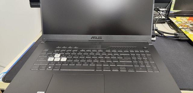 飞天茅台|华硕天选3Plus锐龙版，17.3英寸高刷电竞屏，RTX3070Ti独立显卡