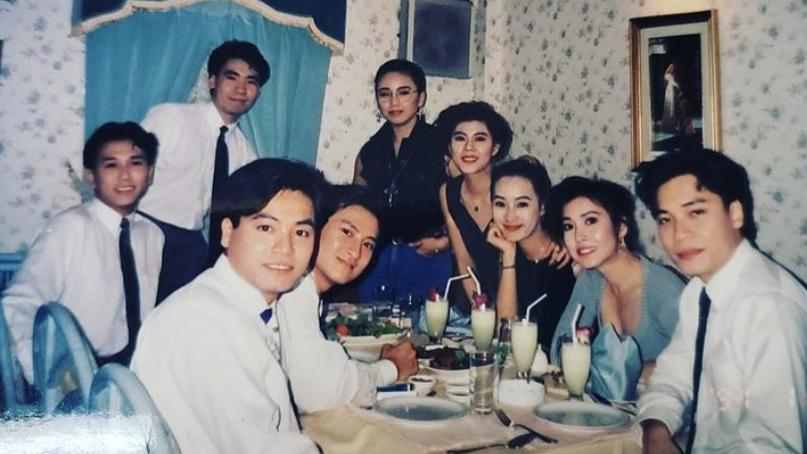 郭晋安|郭晋安晒珍藏旧照一脸青涩，罗嘉良气场大温兆伦俊朗，李婉华美艳