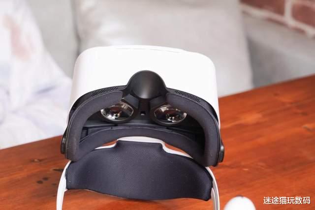 一体机|享受沉浸式体验:防疫期间,花2000元入手奇遇VR一体机到底值不值