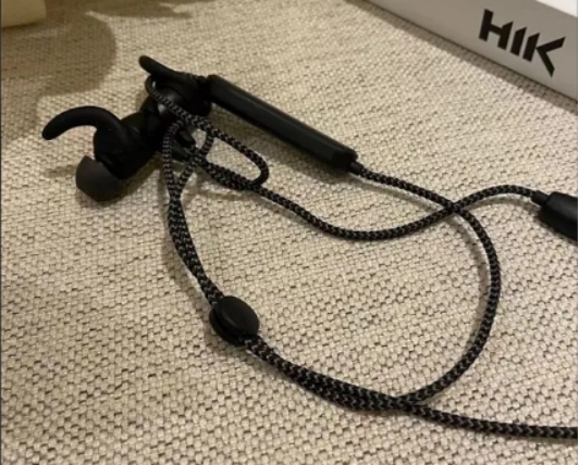 |运动应该戴什么耳机,非有线蓝牙耳机莫属,舒适牢固音效带劲