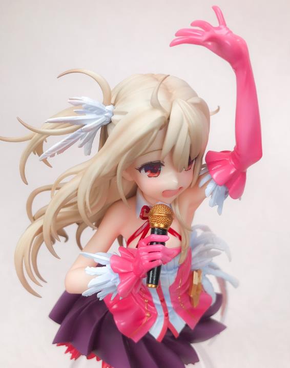 手办|fgo:3年后再版的伊莉雅偶像歌手手办 删了大量细节的大号景品