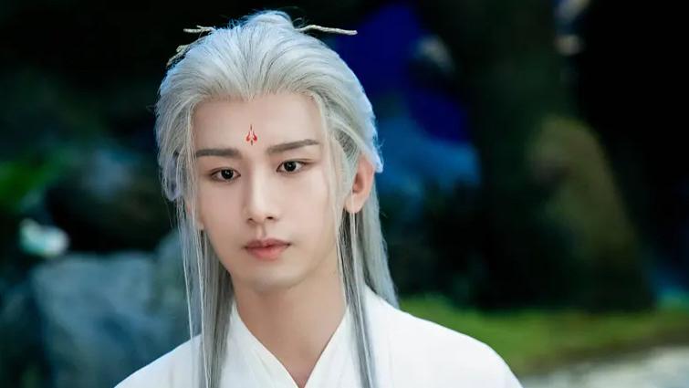 沉香如屑|《沉香如屑》里的“琉璃男孩”，认出了计都，差点没发现柳意欢！