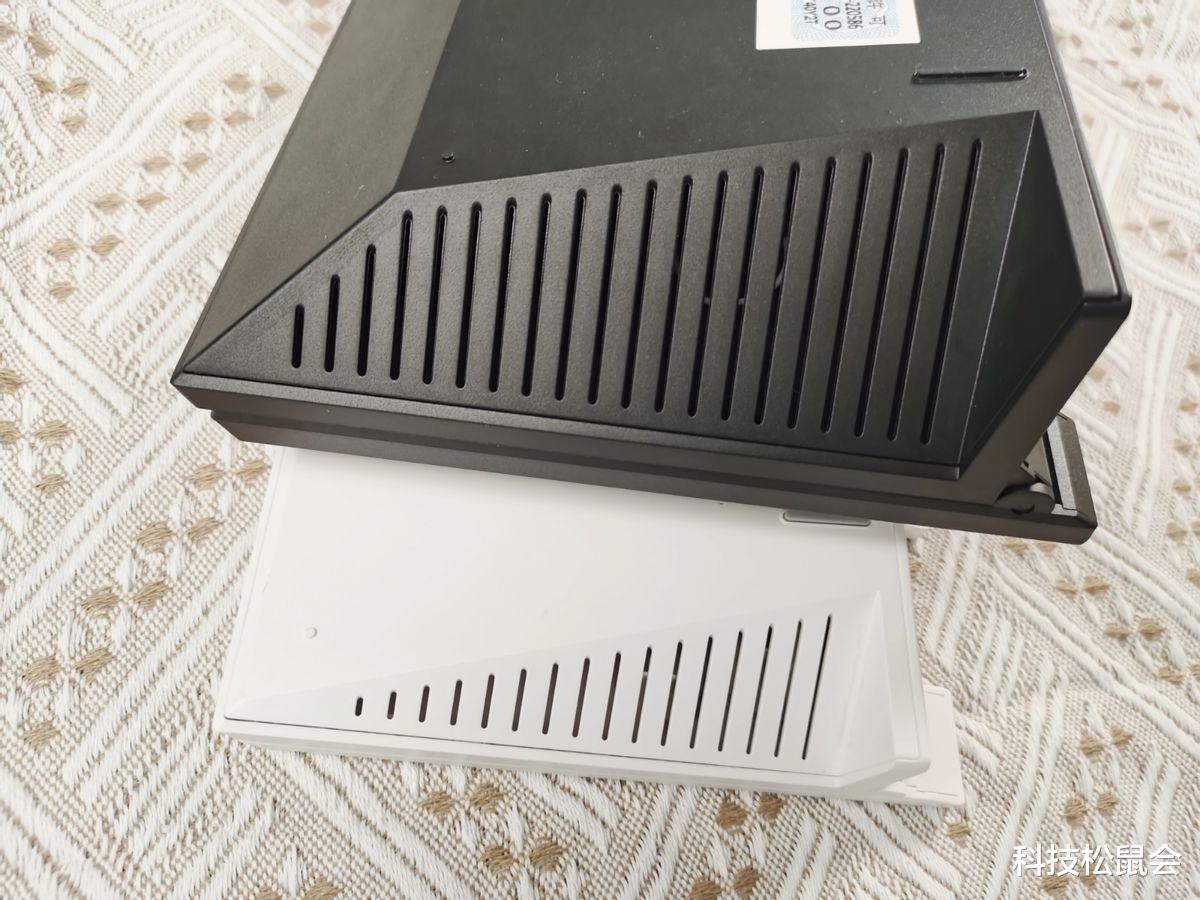 华为|AX6对比AX3Pro实测,华为最强单体路由2年后上新,有哪些升级?