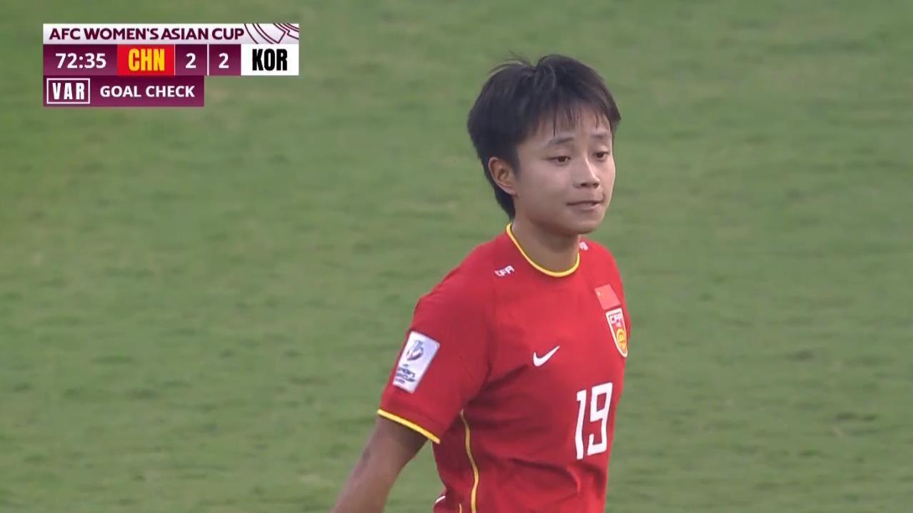 韩国队|名记谈女足2-2韩国：过瘾！154cm小丫头空中轰炸，真是绝了 ????
